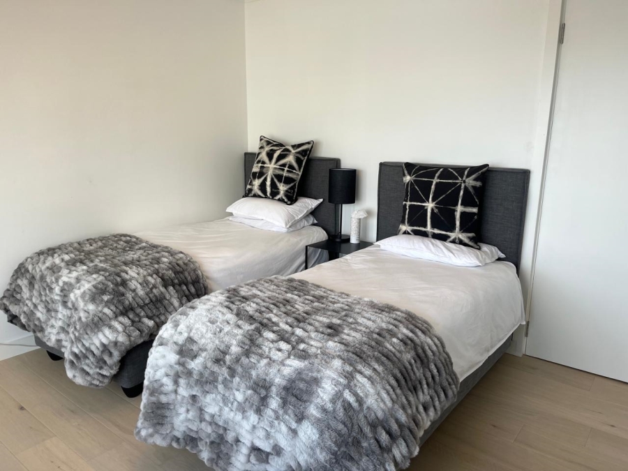 To Let 2 Bedroom Property for Rent in Fresnaye Western Cape